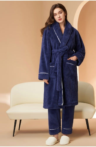 TINATII | Weicher Plüsch Bademantel Pyjama Set für Damen & Herren