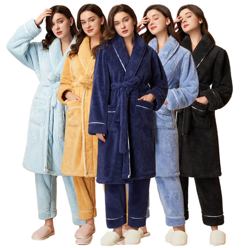 TINATII | Weicher Plüsch Bademantel Pyjama Set für Damen & Herren