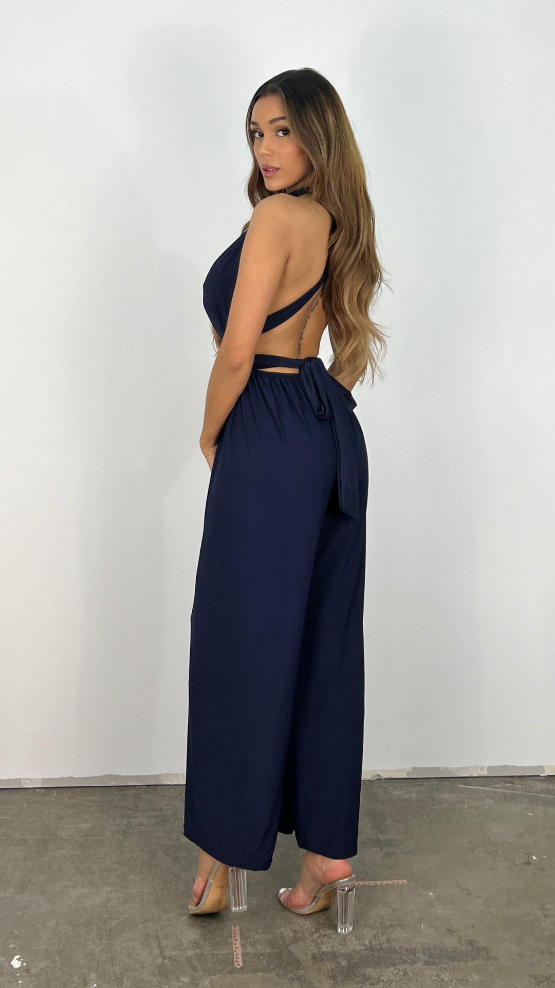 TINATII | Laure Jumpsuit - Modischer Einteiler mit weitem Bein