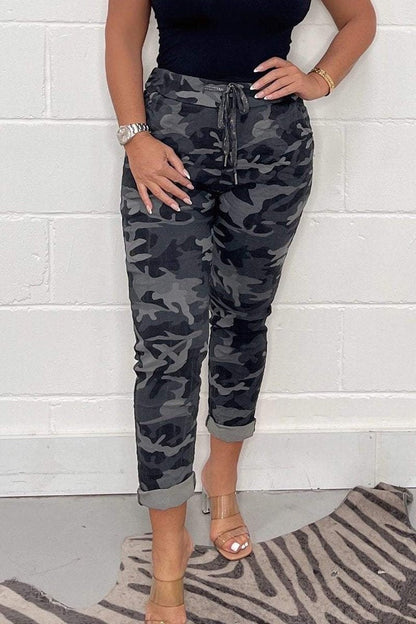 TINATII | Modische Camouflage Hose für Damen & Herren