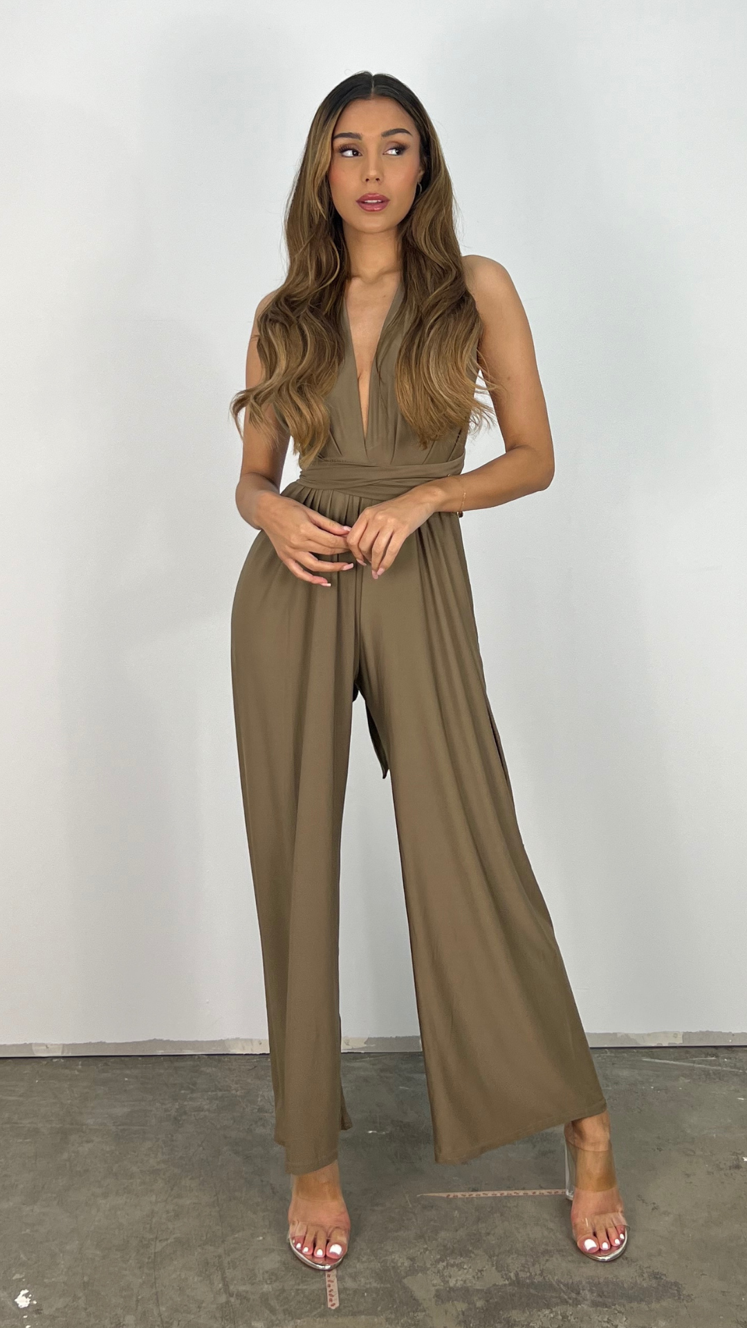 TINATII | Laure Jumpsuit - Modischer Einteiler mit weitem Bein