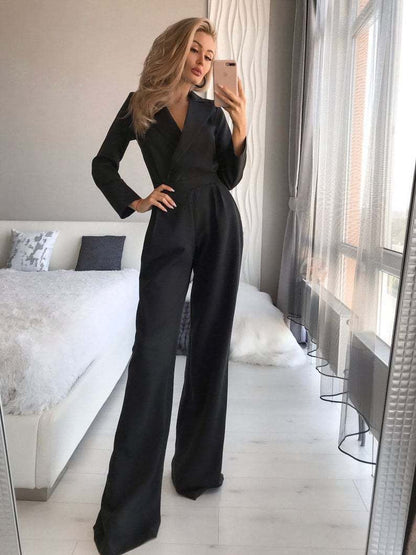 TINATII | Langärmeliger Jumpsuit für Damen mit schmaler Passform