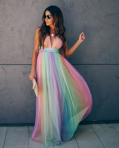 TINATII | Lebhaftes Regenbogenkleid für einen auffälligen Stil