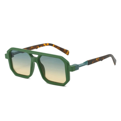 TINATII | Sonnenbrille in lebendigen Farben: Zeitloses Design & UV-Schutz