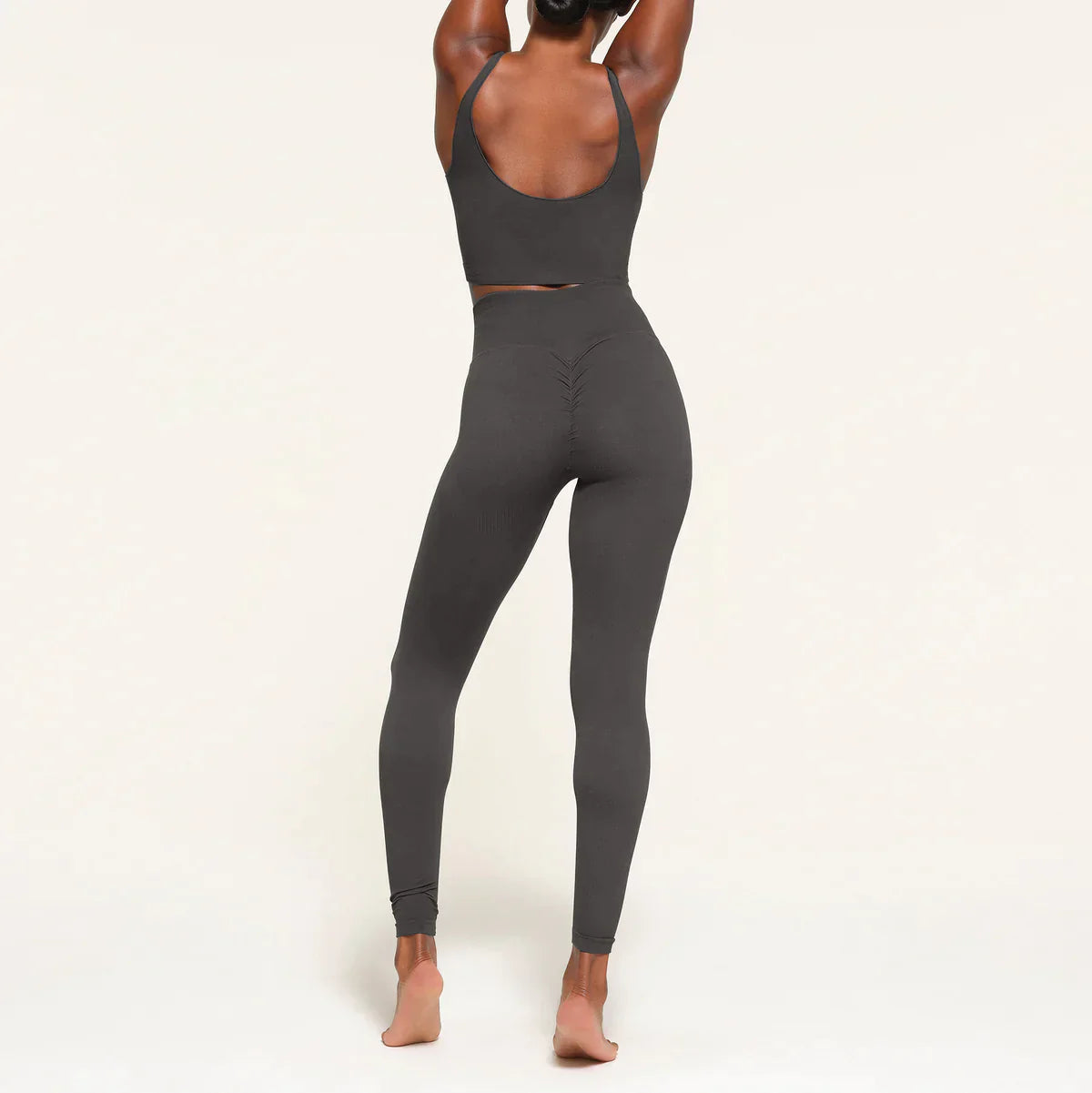 TINATII | Scrunch Nahtlose Leggings