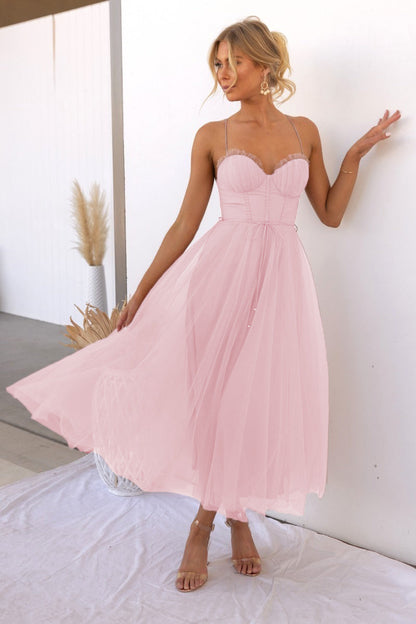 TINATII | Modernes Chiffon Hosenträger Maxikleid für die Party