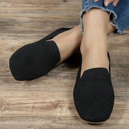 TINATII | Bequeme Damen Slipper - Schuhe für glückliche Füße