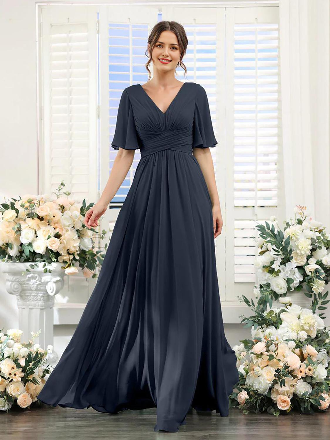 TINATII | Fließendes Chiffonkleid mit V-Ausschnitt und Schlitz für Damen