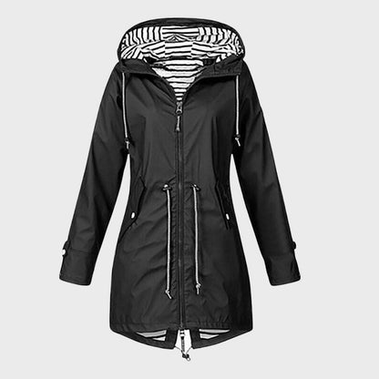 TINATII | Lange Regenjacke für Damen mit Kapuze