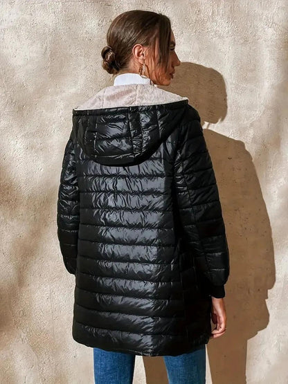 TINATII | Weite Steppjacke mit Fleecefutter und Kapuze für Damen