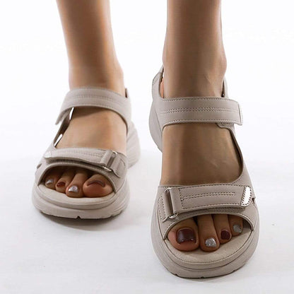 TINATII | Orthopädische Damen Sandalen mit verstellbaren Riemen